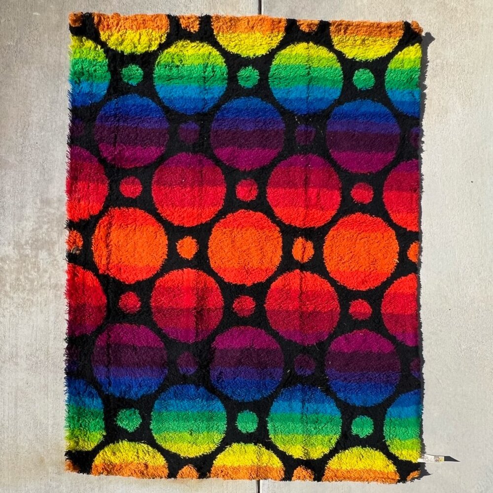 60's HOJER EKSPORT WILTON Circles UNUSED Mid Century Modern LGBT Danish Rya rug
